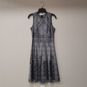 H&M | Sleeveless A-Line Dress